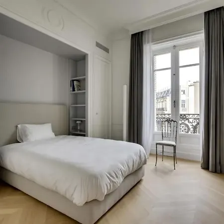 Beautiful Place To Spend Time With Your Friends Apartment *